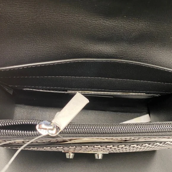 Michael Kors Rose MD Flap New York City Taxi Collection - Picture 5 of 6